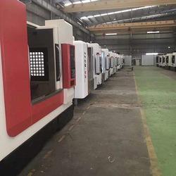 数控加工中心与精密真空设备在京都精密数控设备厂的应用